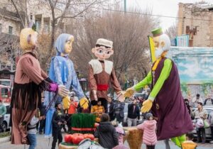 چشم تبریز به ابرعروسکهای نوری روشن شد