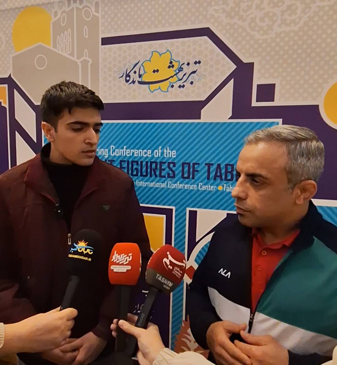 نابغه ناشنوای تبریزی: افتخار من ریشه در خاک آذربایجان دارد