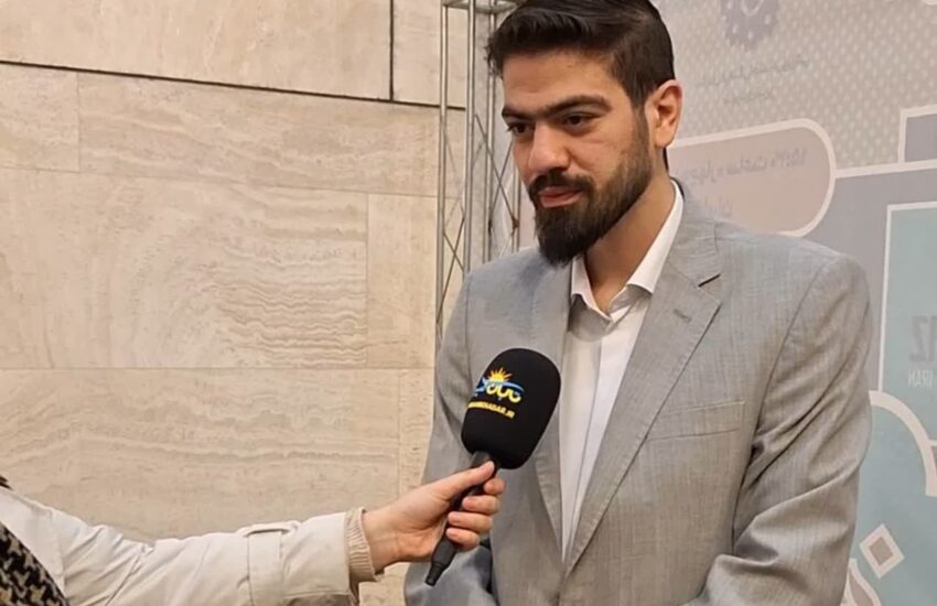 فرزند شهید آل‌هاشم: جای پدرم خالیست