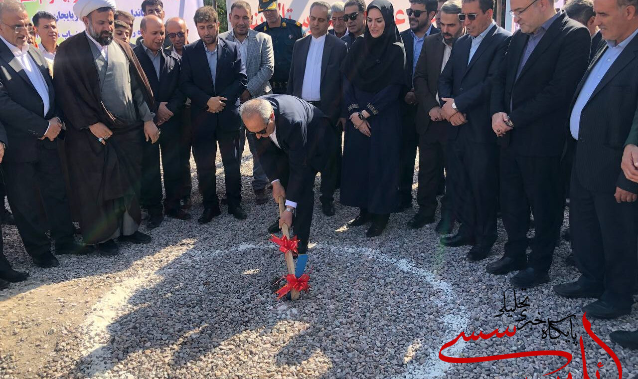 کلنگ احداث کتابخانه مرکزی بناب به زمین زده شد